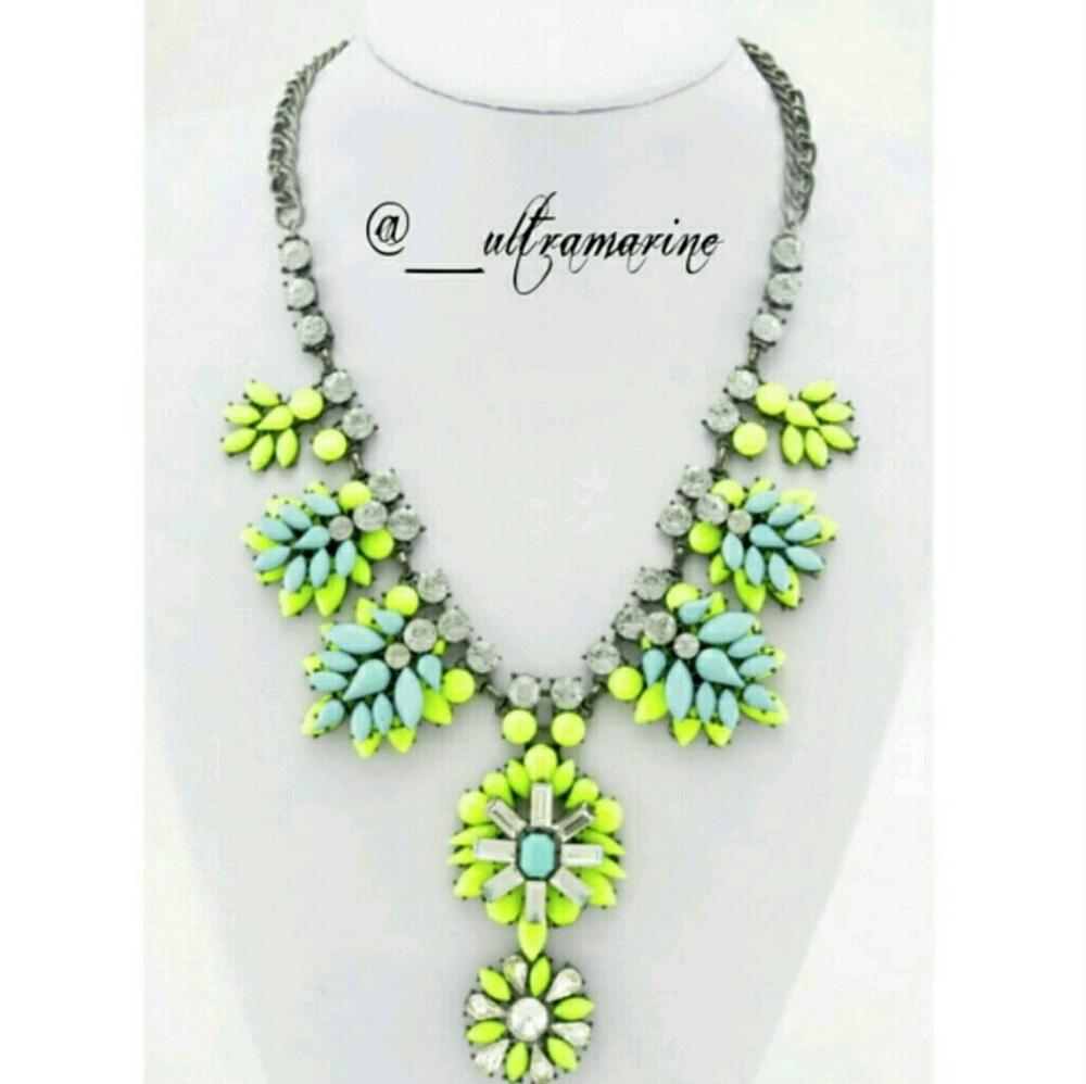 NEW Bold & Beautiful Statement Necklace